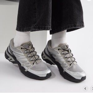 Salomon XT-Wings 2 Sneakers in Grey/Black 8.5